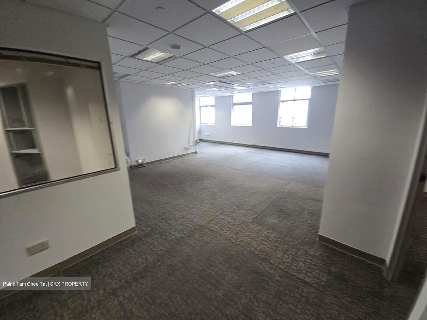 Tan Chong Tower (D7), Office #572985621